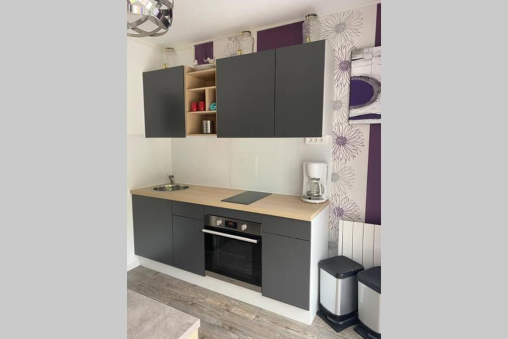 Ravissant Pied A Terre Pour Deux. Villa Gourin Bagian luar foto